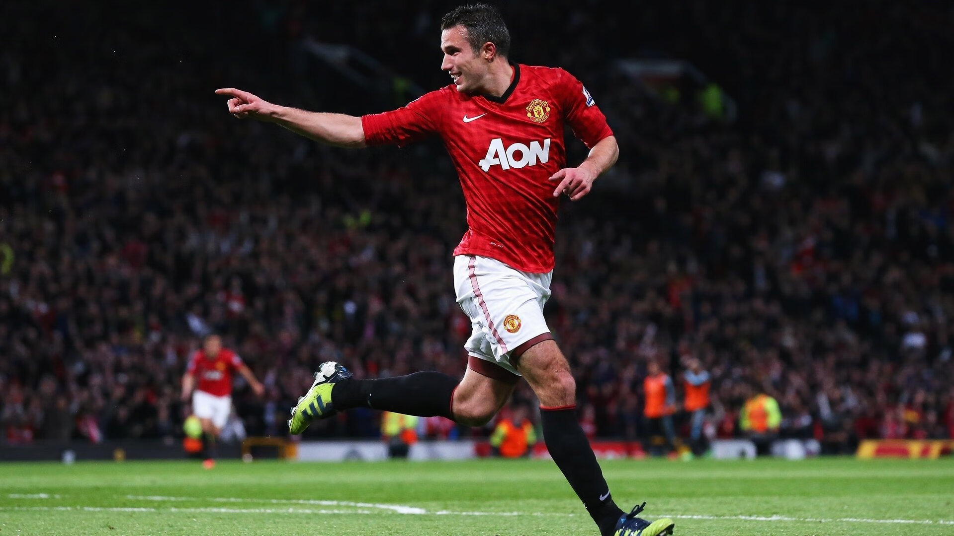 “沿海飙风：海岸线上的极速竞赛”，沿海岸线奔跑