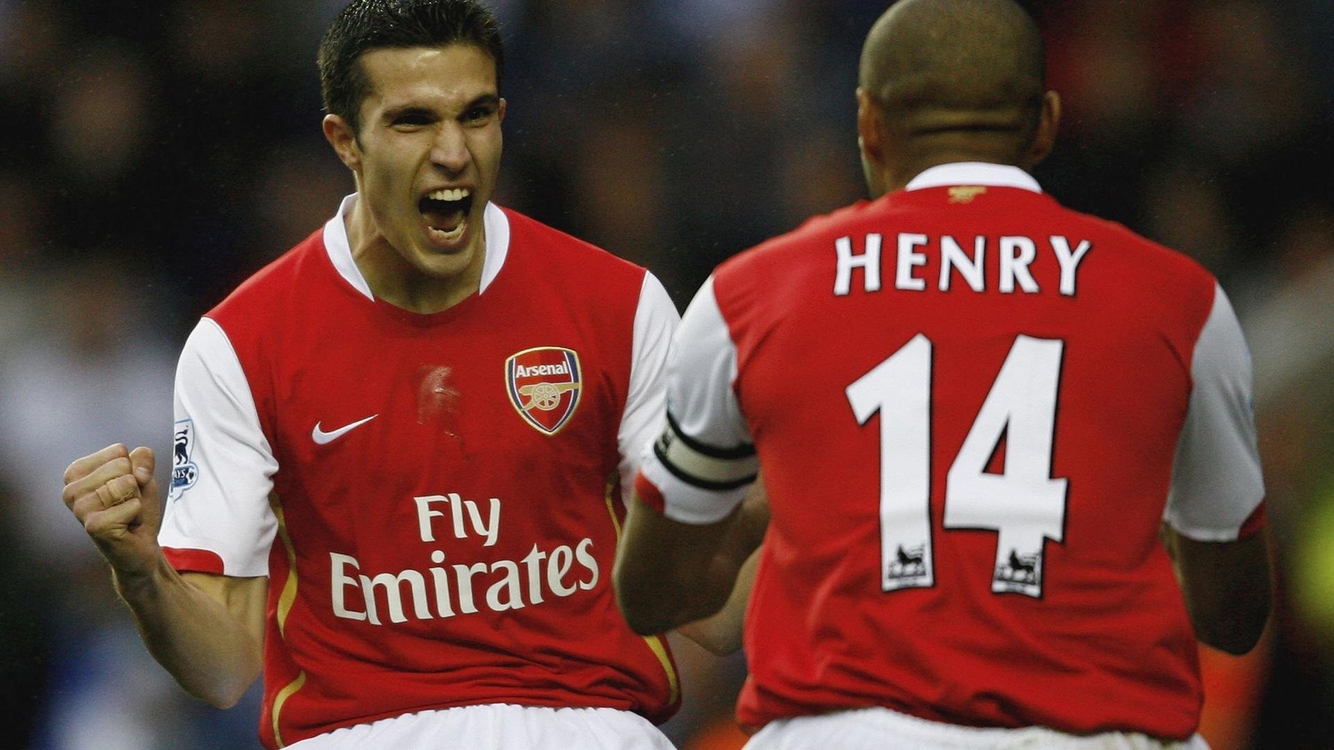 九游官方网站-阿伦·斯密斯：全黑队进攻核心，凭借细腻的传球助力球队进攻，阿伦斯 曼联